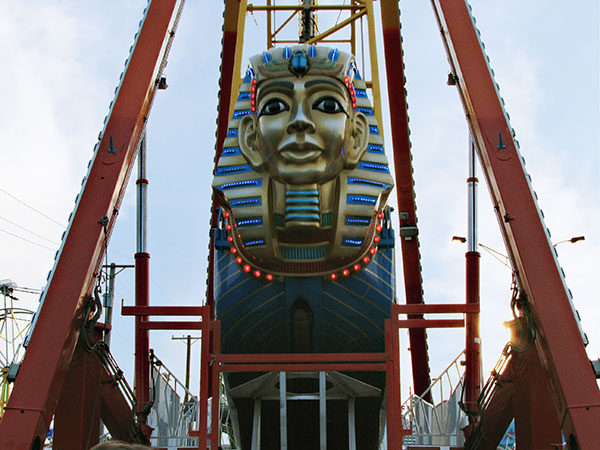 Pharaoh's Fury II - Egyptian themed carnival ride