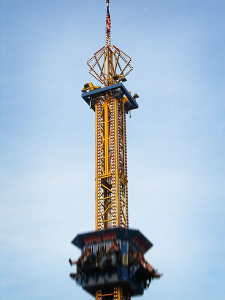 Take the Plunge - fast drop carnival ride in motion